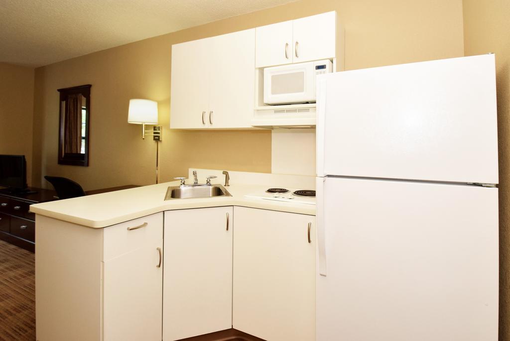 Extended Stay America Select Suites - Hartford - Manchester Exterior photo